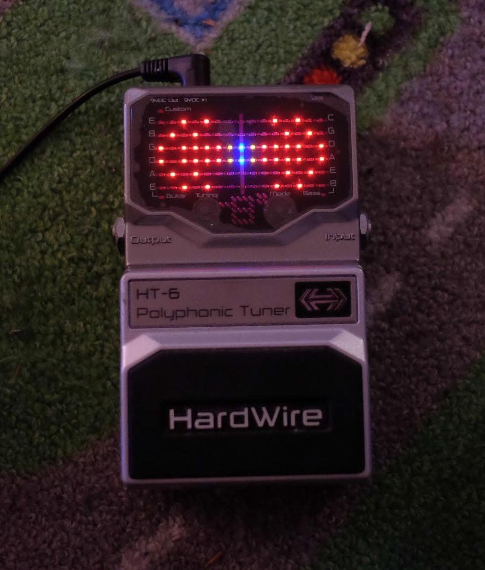 Boss Strumenti musicali: DigiTech Hardwire HT6 polyphoner Tuner, Bass und Gitarre – Usato da Basel venduto da Bertob