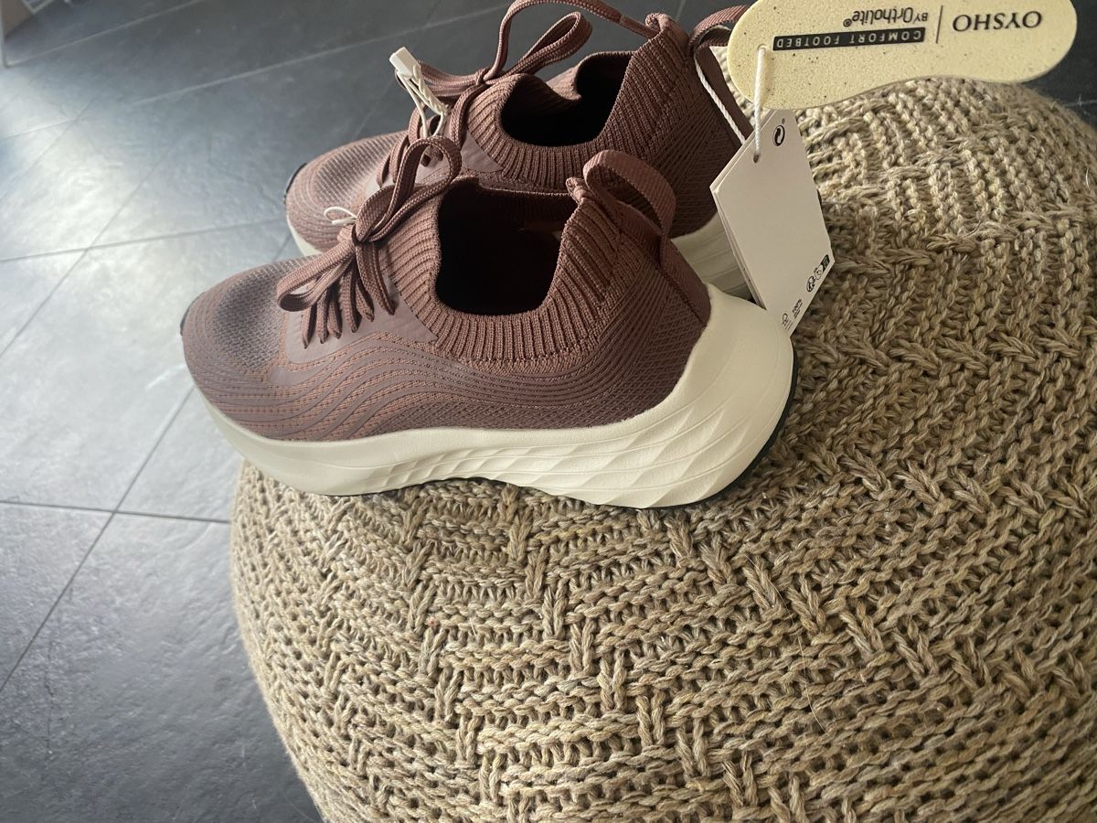 Oysho Damenschuhe: Brand new Oysho trainers – Neu und originalverpackt aus Zug von kse_w9mn 4