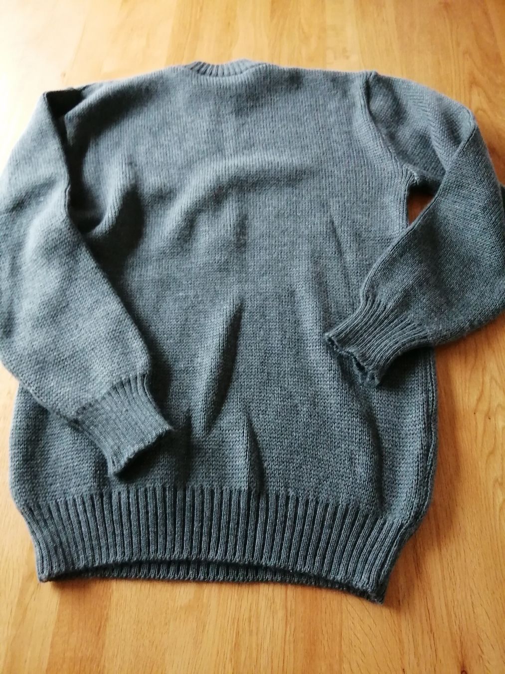 Maglioni & Felpe: Herren Pullover grau mit Reissverschluss Grösse 52 – Usato da Honau venduto da holunder3 6