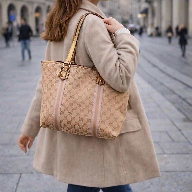 Sacs femmes: GUCCI original Monogram GG Beige/Or/Rose – D'occasion à Lausanne par arm_7t8p 1