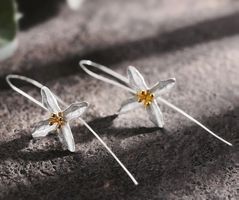 Blumenohrringe aus 925er Silber - Boucles d'Oreilles Fleurs
