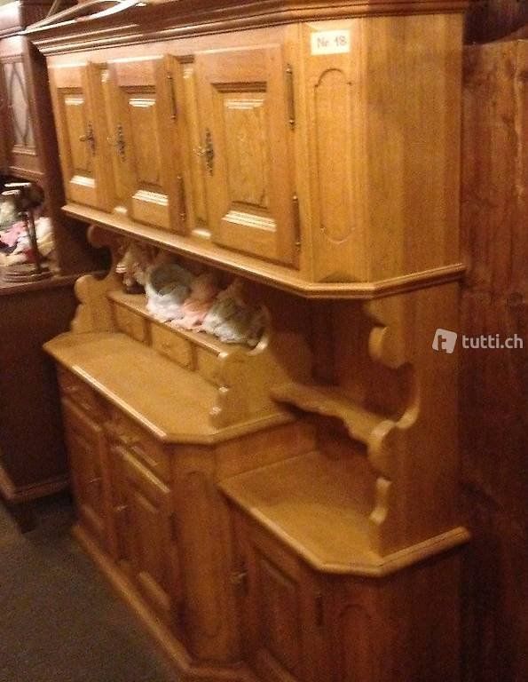 Credenze: Barock Buffet Eiche mit Intarsien mit Alpenblumen – Usato da Koblenz venduto da Forellenteich