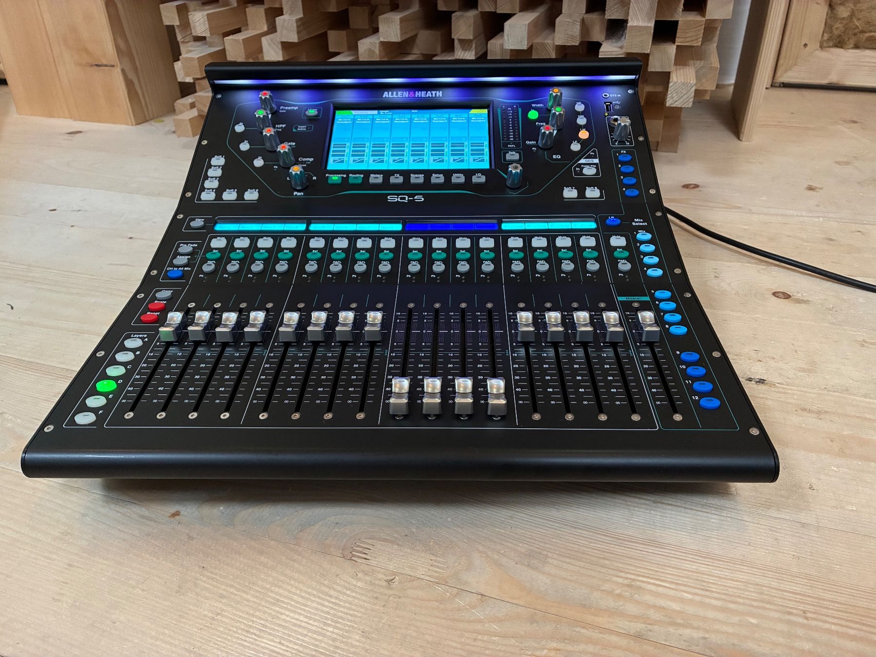 Allen & Heath Console di mixaggio: Allen&Heath SQ5 – Usato da Bern venduto da _samuel 5