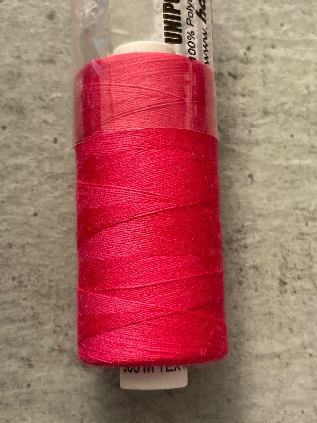 Cordicelle & Fili: Polyester Nähgarn, Nähfaden Pink 500m Nr. 52  NEU – Nuovo e nell'imballaggio originale da Rietheim venduto da Nugger
