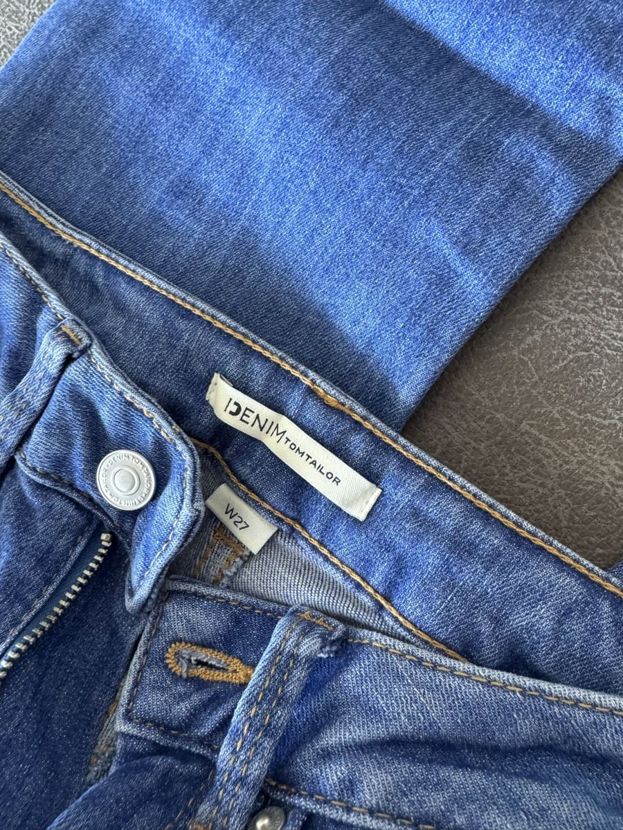Tom Tailor Jeans: Tom Tailor Damen Jeans W27 – Nuovo e nell'imballaggio originale da Balgach venduto da fad_jb55 3
