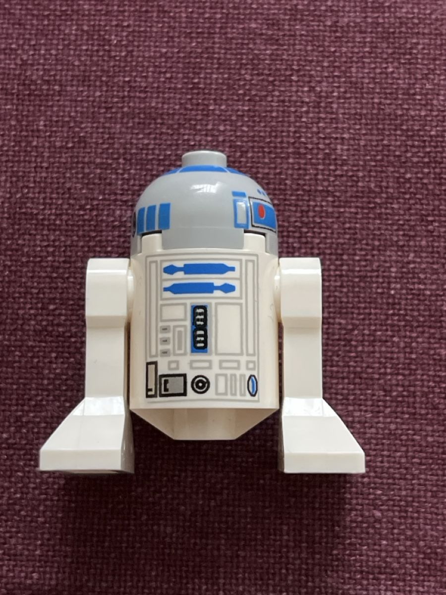 Lego Statuette: LEGO Star Wars R2-D2 Droid – Usato da neuenhof venduto da cocoros