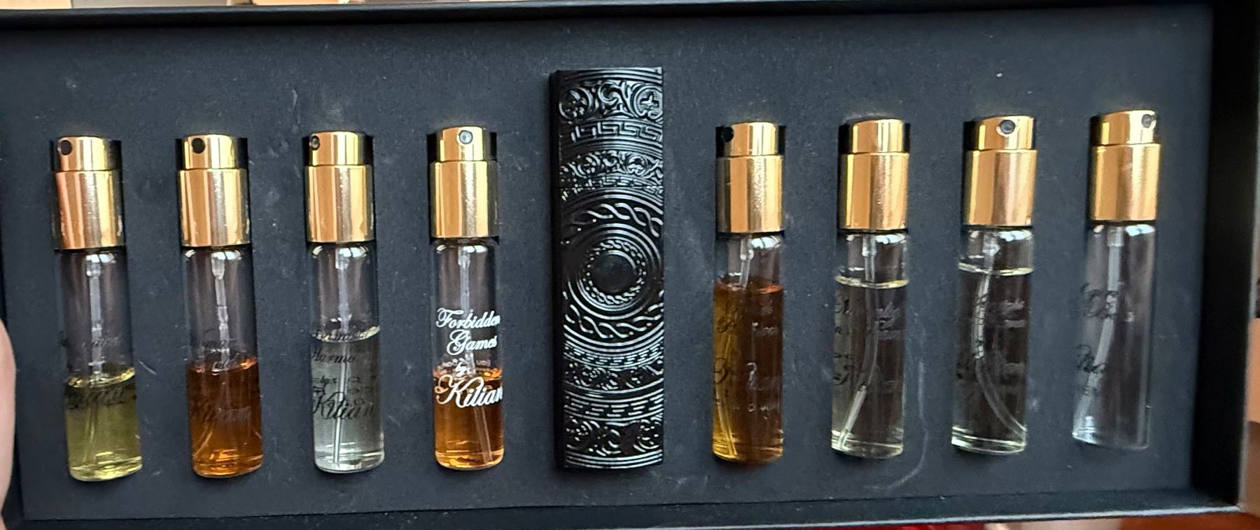 Kilian Profumi & Eau de Toilette: Kilian Discovery Set, 8 x 7.5ml – Usato da Altendorf venduto da Elenaneagu22 4