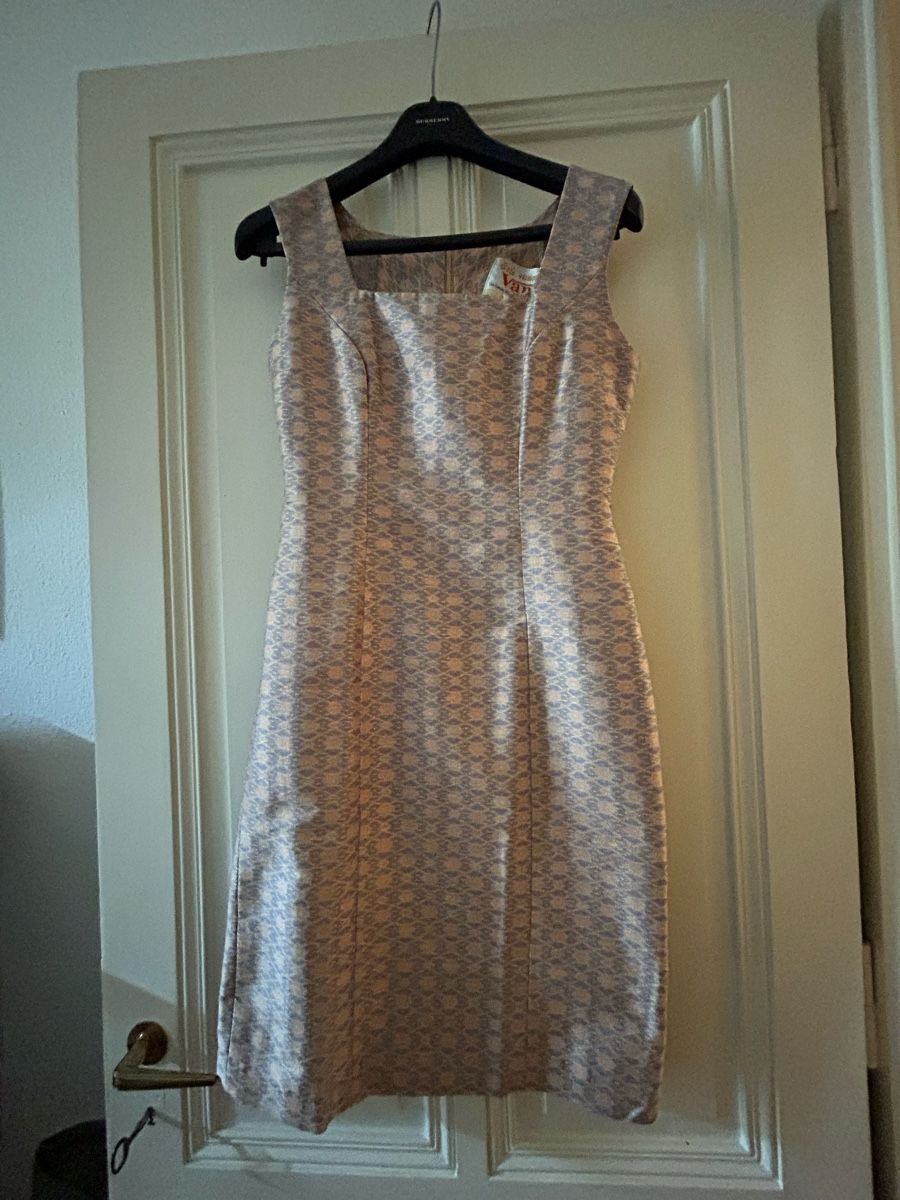 Robes: Silk patterned summer dress – Neuf (Voir description) à Genève par mar_f82s