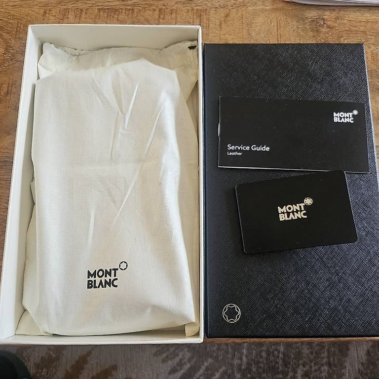 Portefeuilles: Porte-feuille Montblanc cuir – D'occasion à Lonay par Turchinu 2