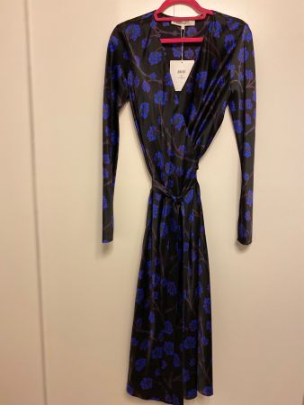 Kleid Gr 10 Diane von Furstenberg 100% Silk