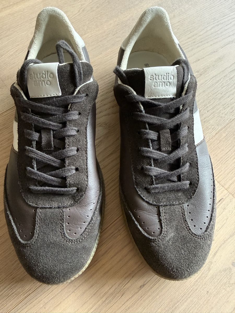 Scarpe da donna: Sneaker braun Gr. 40 eher klein geschnitten – Nuovo (secondo la descrizione) da Schwerzenbach venduto da Rivi2