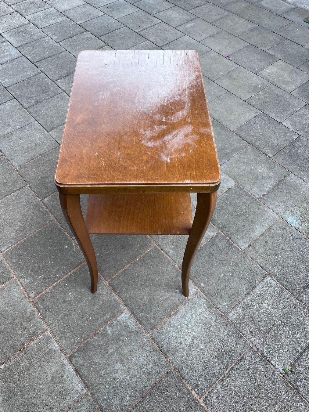 Tables: Holztischli alt – D'occasion à Kreuzlingen par Olame 1