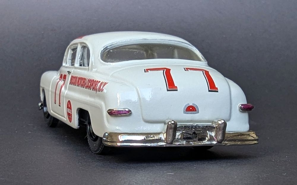Nostalgic Miniatures 1/43 Scale FE305 - Ford Model A Fire Chief Car - R