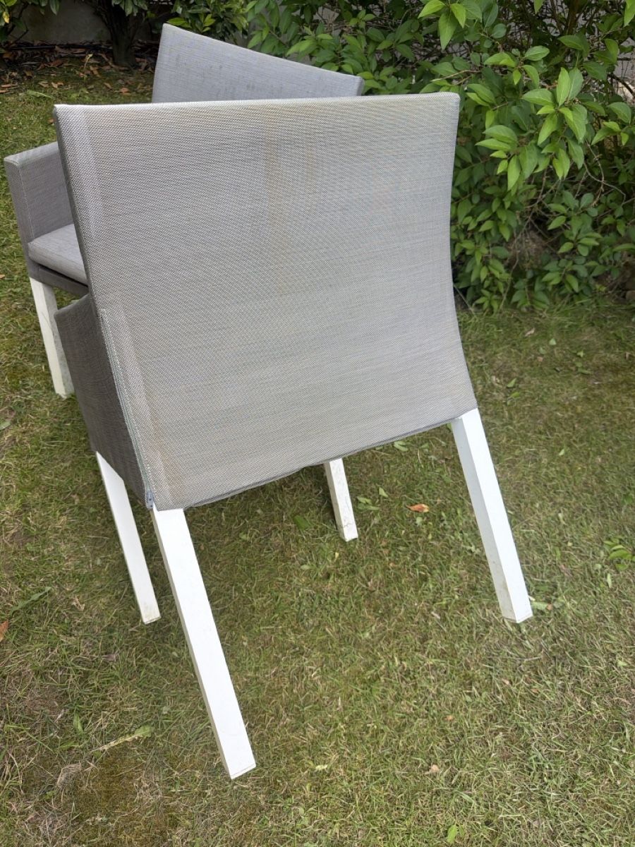 Sedie: Garden chairs grey x 2 – Usato da Mont-sur-Lausanne venduto da sashwindow 3