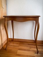 Antikes Beistelltischchen