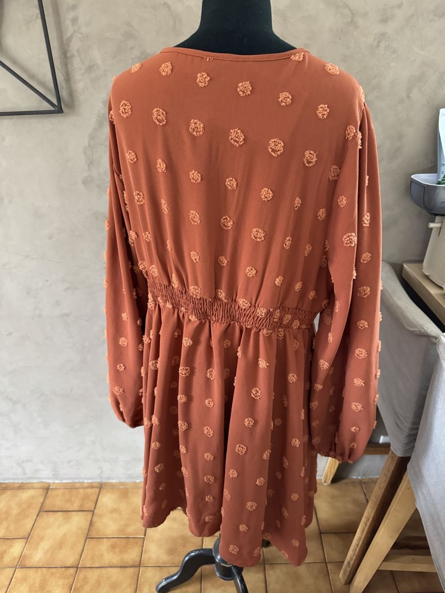 Kleider: Robe Taille xl Marina – Gebraucht aus Veyrier von kimedovapa 1