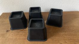 Möbel Tisch Erhöhung um 8cm Untersetzer, 4 Stk. Schwarz