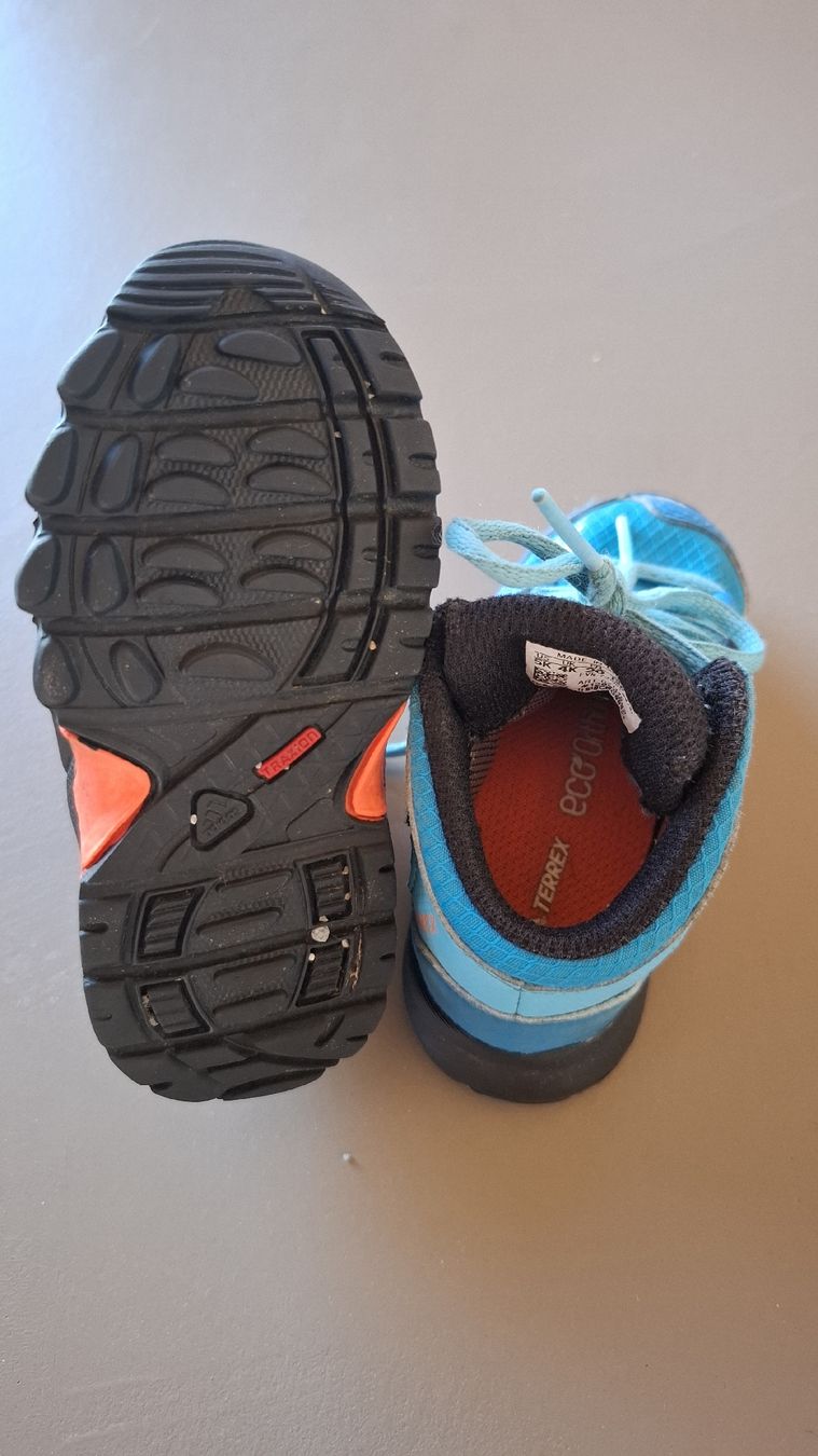 Adidas Scarpe per ragazzi: Adidas Terrex Wanderschuhe Outdoor Gr. 20 – Usato da Lü venduto da jas_minw 1