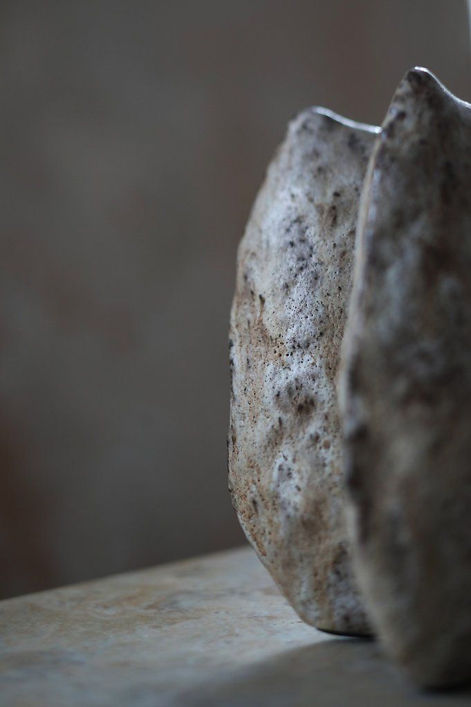 Vasi & Recipienti: Objet en Céramique – Nuovo e nell'imballaggio originale da NYON venduto da artnetgallery 1