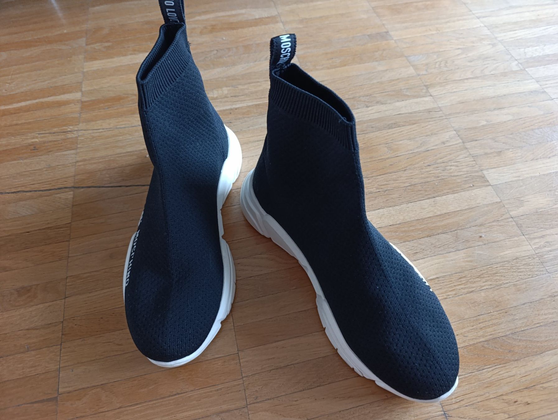 Moschino Damenschuhe: Love Moschino Boots Damen, Gr. 40 – Gebraucht aus Zürich von mir_2kjl