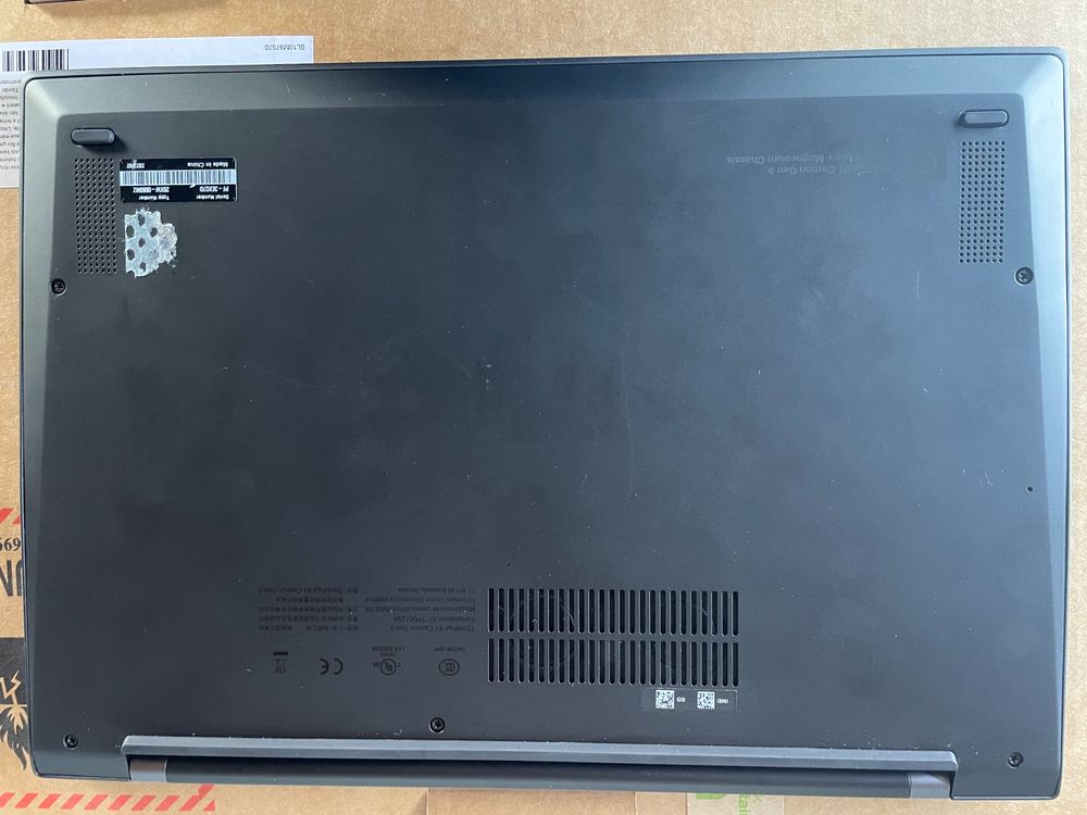 Thinkpad X1 Carbon Gen 9 16GB RAM 1TB SSD + docking station Kaufen
