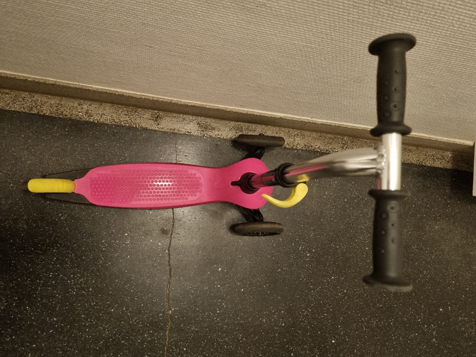 Oxelo Kickboard: roller trotti kickboard – Usato da Basel venduto da Waranwaran 1