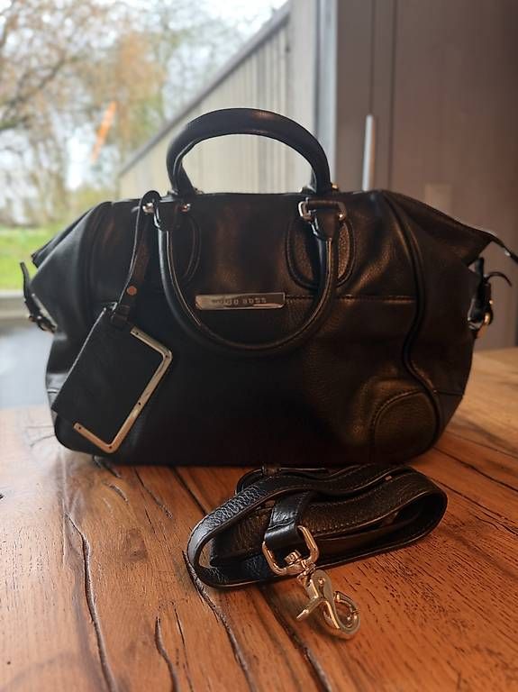 Hugo Boss Borse da donna: Hugo Boss Handtasche – Usato da Wiesendangen venduto da stdlea 4