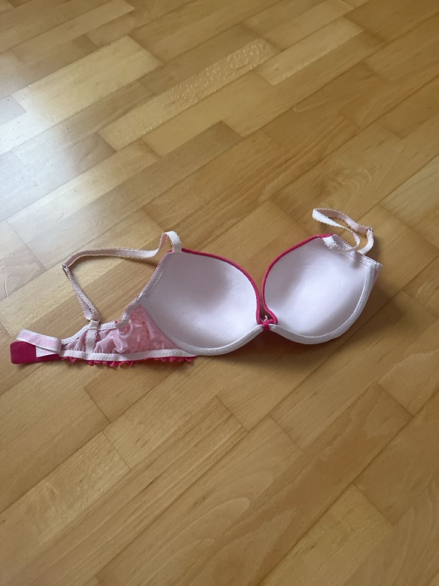 Victoria's Secret Altra biancheria intima: Victoria Secret Bh – Usato da Bülach venduto da SharonP01 1