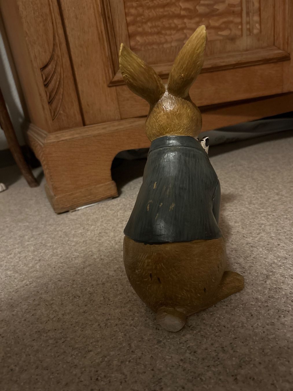 Figuren: Deko Hase mit Anzug und Fliege – Neu (gemäss Beschreibung) aus Unterkulm von AntiqueChic. 2