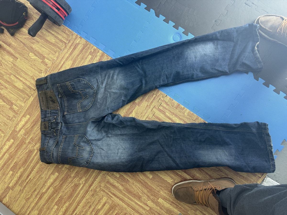 Pantaloni: Motorad hosen mit einlagen – Usato da Wynau venduto da Ziegler_Secondhand 2