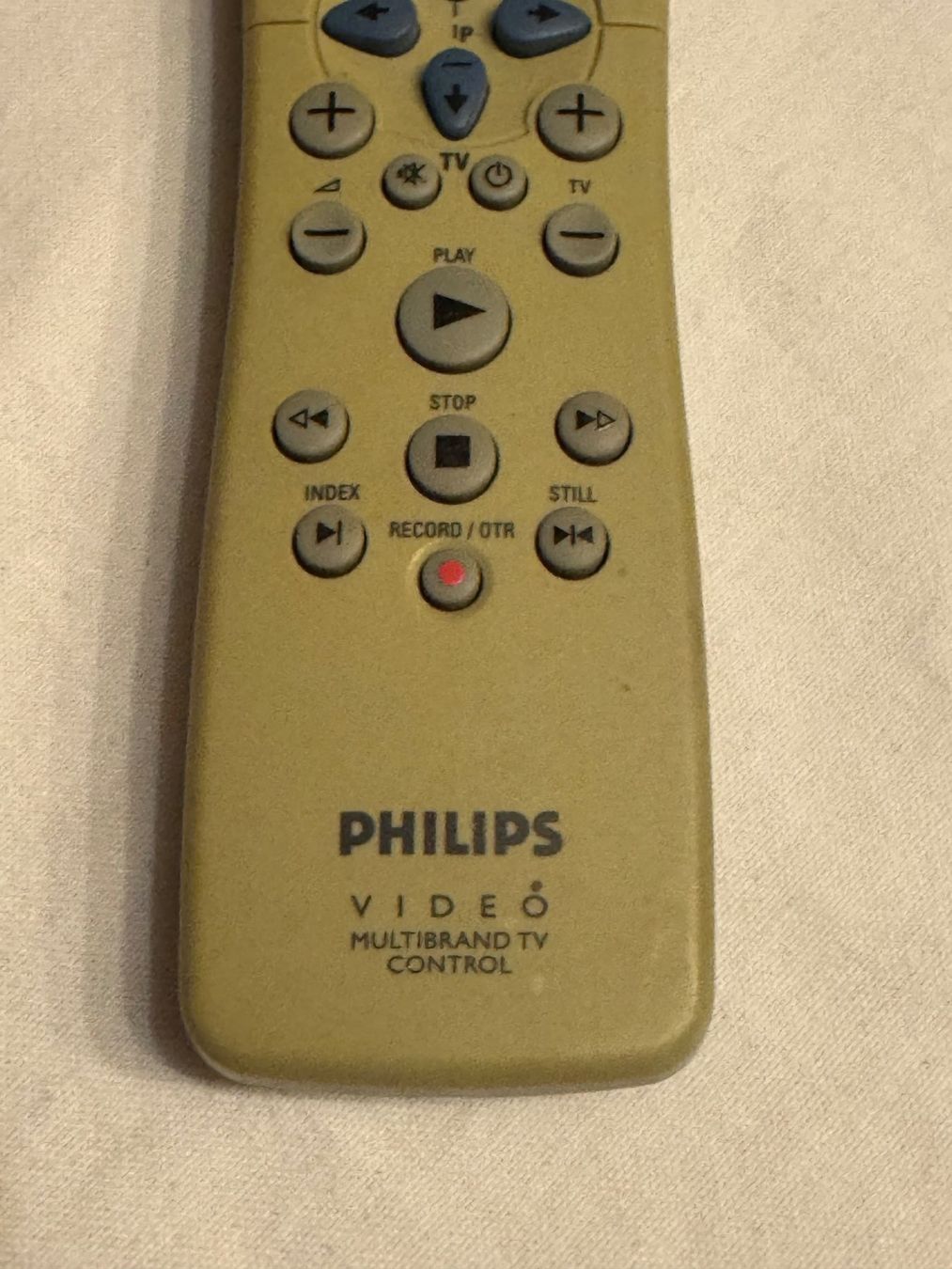 Fernbedienungen: Télécommande universelle Philips, bon état (62) – Gebraucht aus la Chaux-de-Fonds von Lampe 1