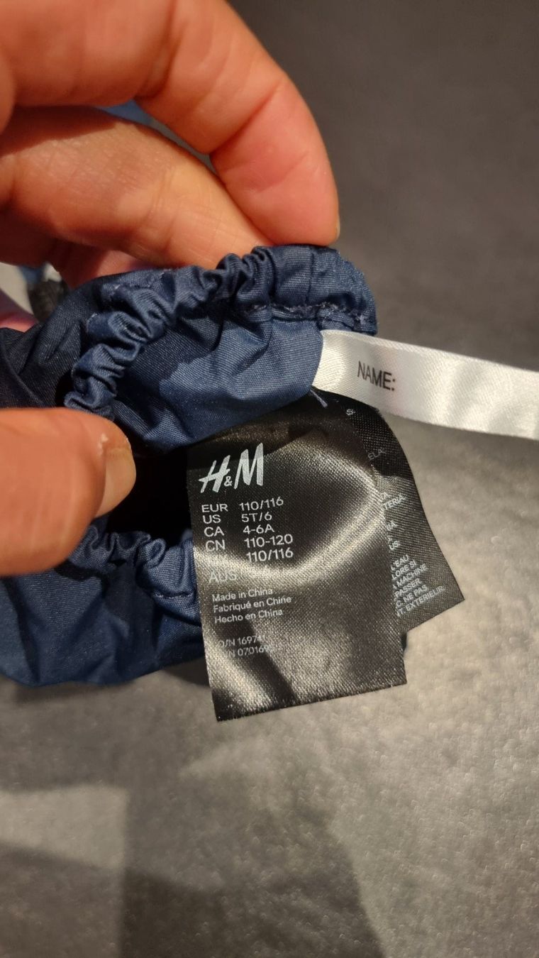 H&M Gants: Winterhandschuhe/ Fäustlinge, 110/116 – D'occasion à Buttikon SZ par Limo180 1