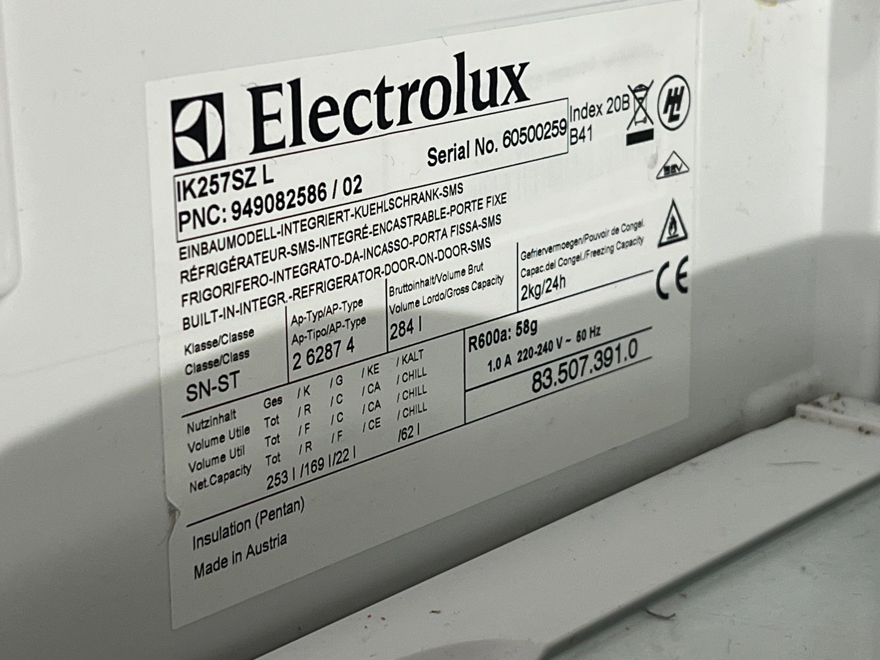 Electrolux Frigoriferi: Electrolux Einbaukühlschrank – Usato da Münchenbuchsee venduto da dani1113 4