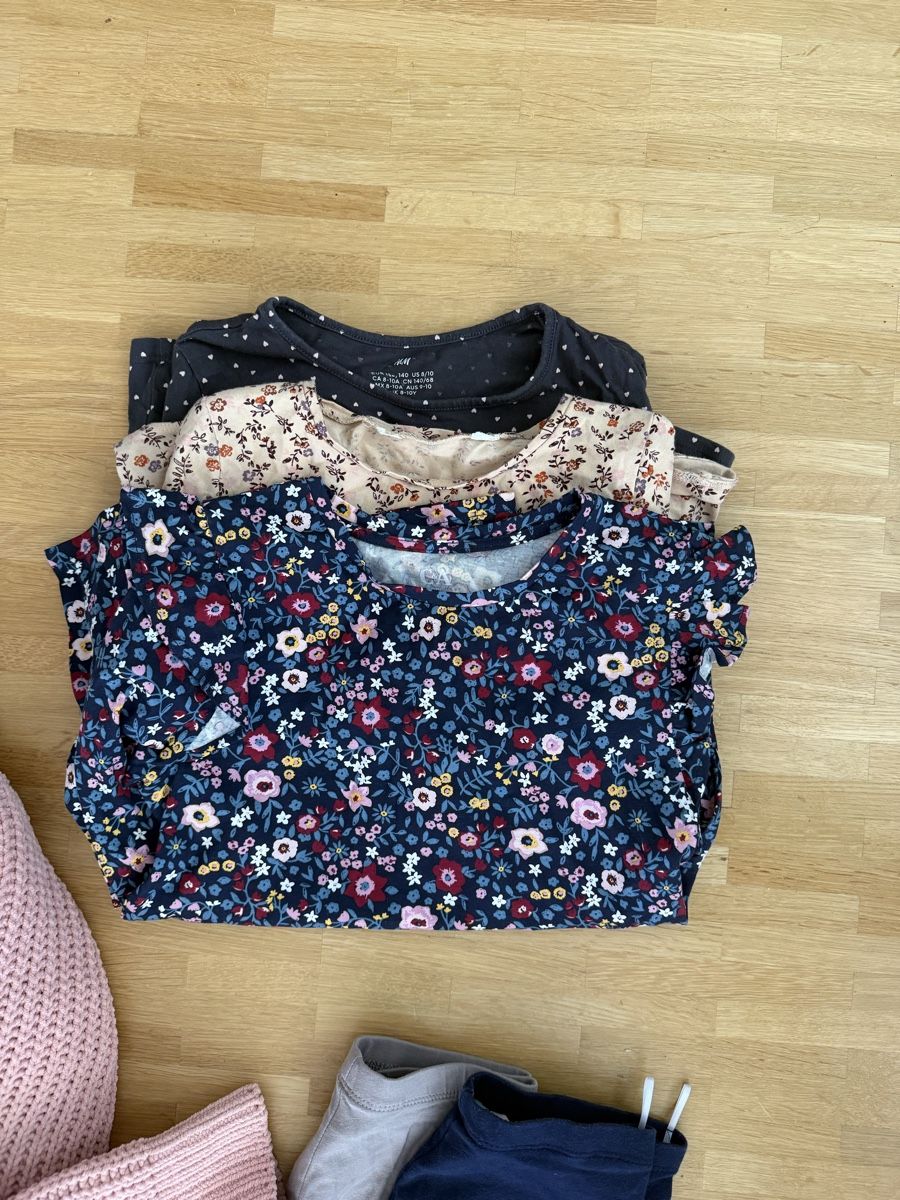 Lotti & Set di vestiti: Mädchen Kleider set gr.140 9 Teile – Usato da Winterthur venduto da -BeHappy24- 4
