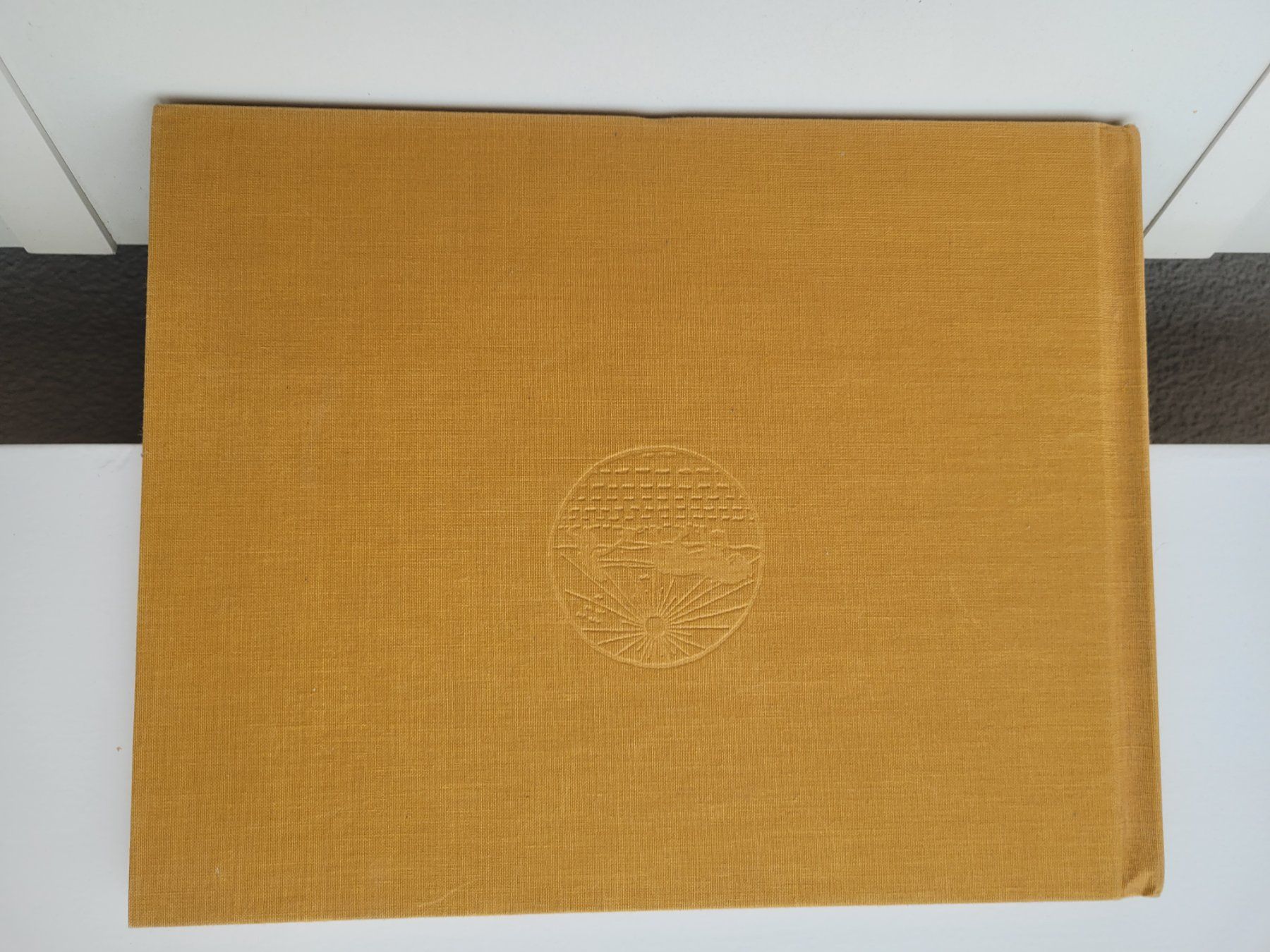 Libri: The Farm Book, 1982 – Usato da Oberuzwil venduto da rtr_wp6m 1