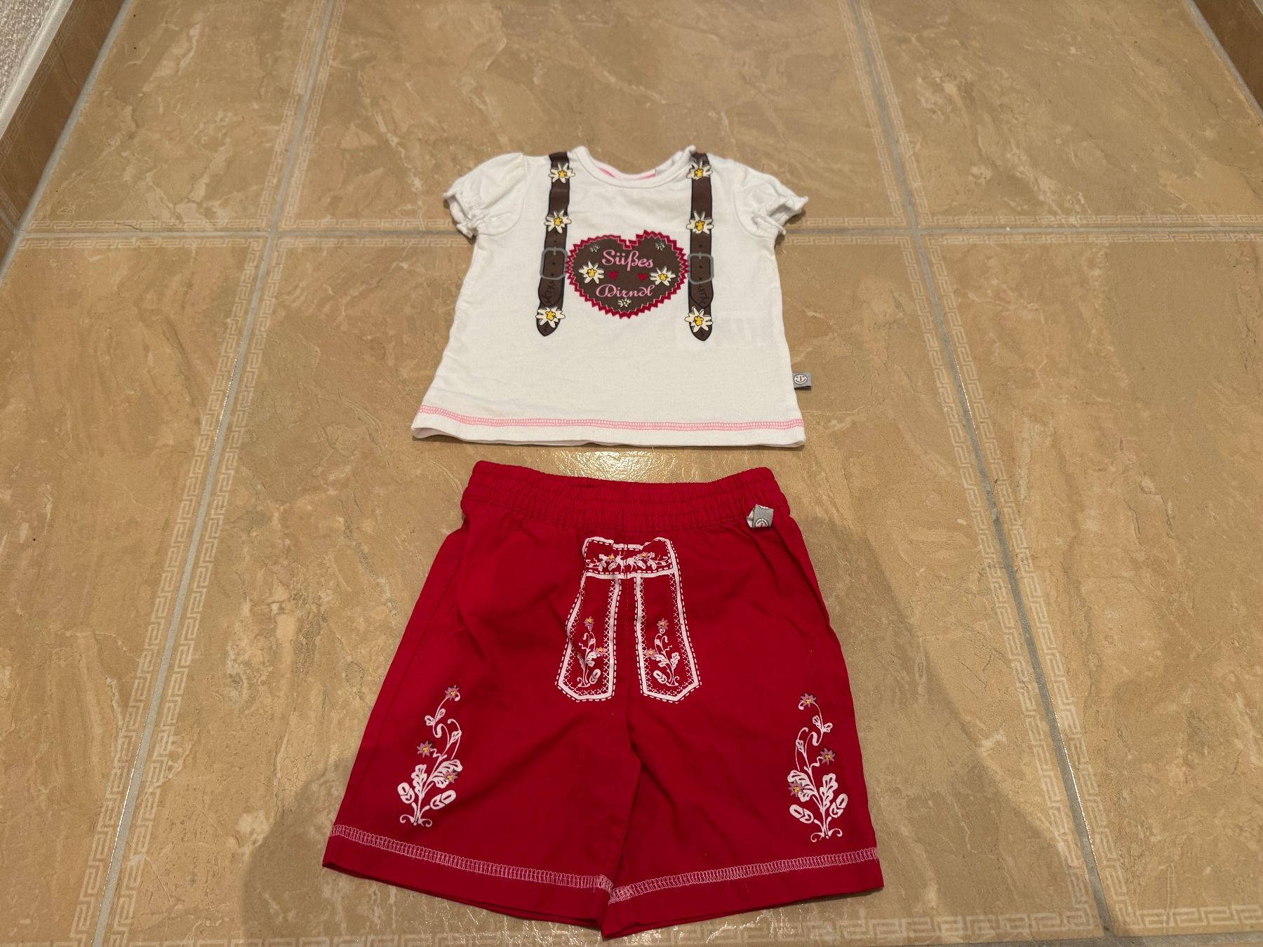 Lotti & Set di vestiti: Liegelind NWT Set, 6Mt 68 – Nuovo (secondo la descrizione) da Klingnau venduto da Markus14