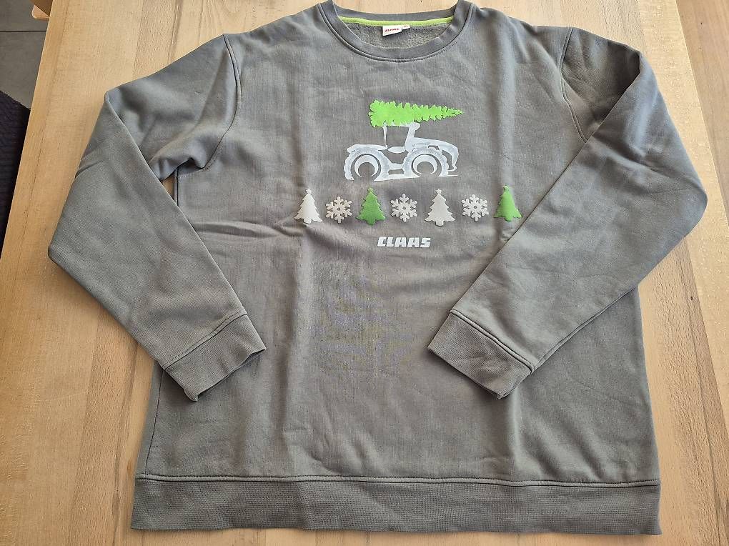 Pulls & Sweat-shirts: Weihnachtspulli Traktor Gr. 2XL originalverpackt – Neuf avec emballage d'origine à Buttisholz par Ottilia31