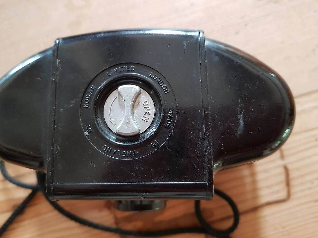 Kodak Kamera: Kodak Brownie 127 – Gebraucht aus Ste-Croix von gfamily 2
