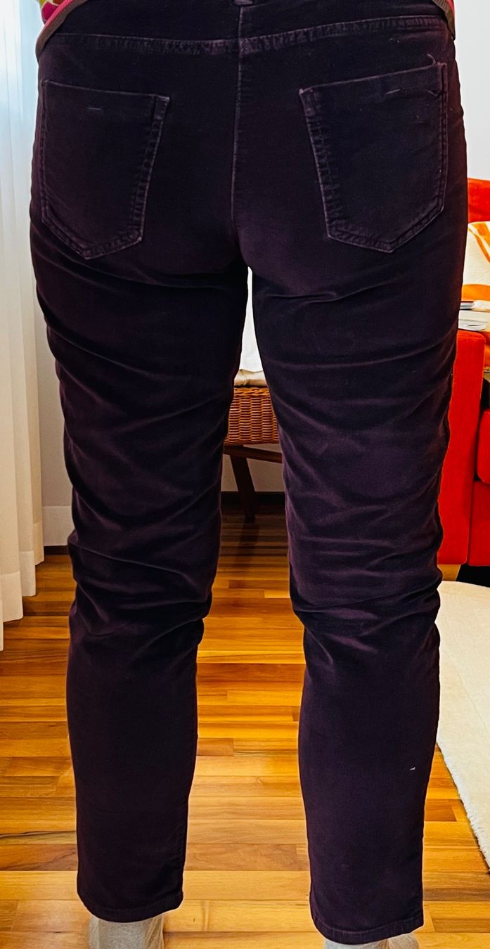 Brax Jeans: Jeans aubergine aus Samt – Usato da Endingen venduto da chocosweet 1