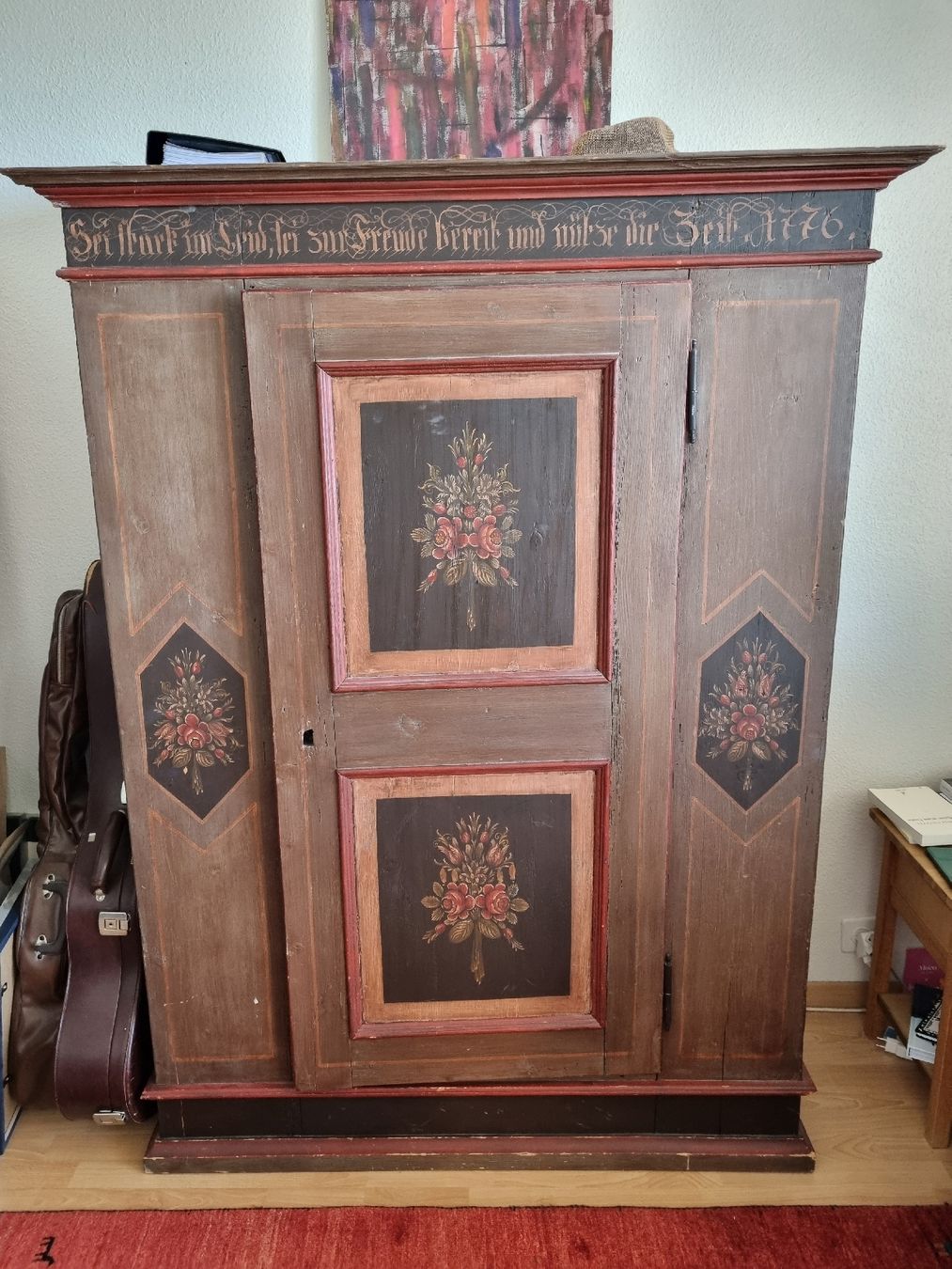 Schränke: armoire ancienne – Gebraucht aus Neuchâtel von Sigirahel