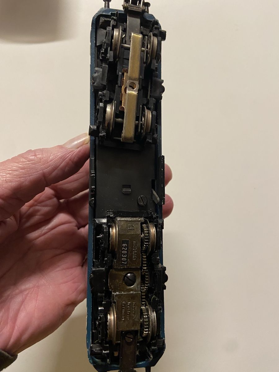 Märklin Modellini di ferrovie: Märklin E-Lok H0 - älteres Modell – Usato da Sulz AG venduto da fischueberalles 1