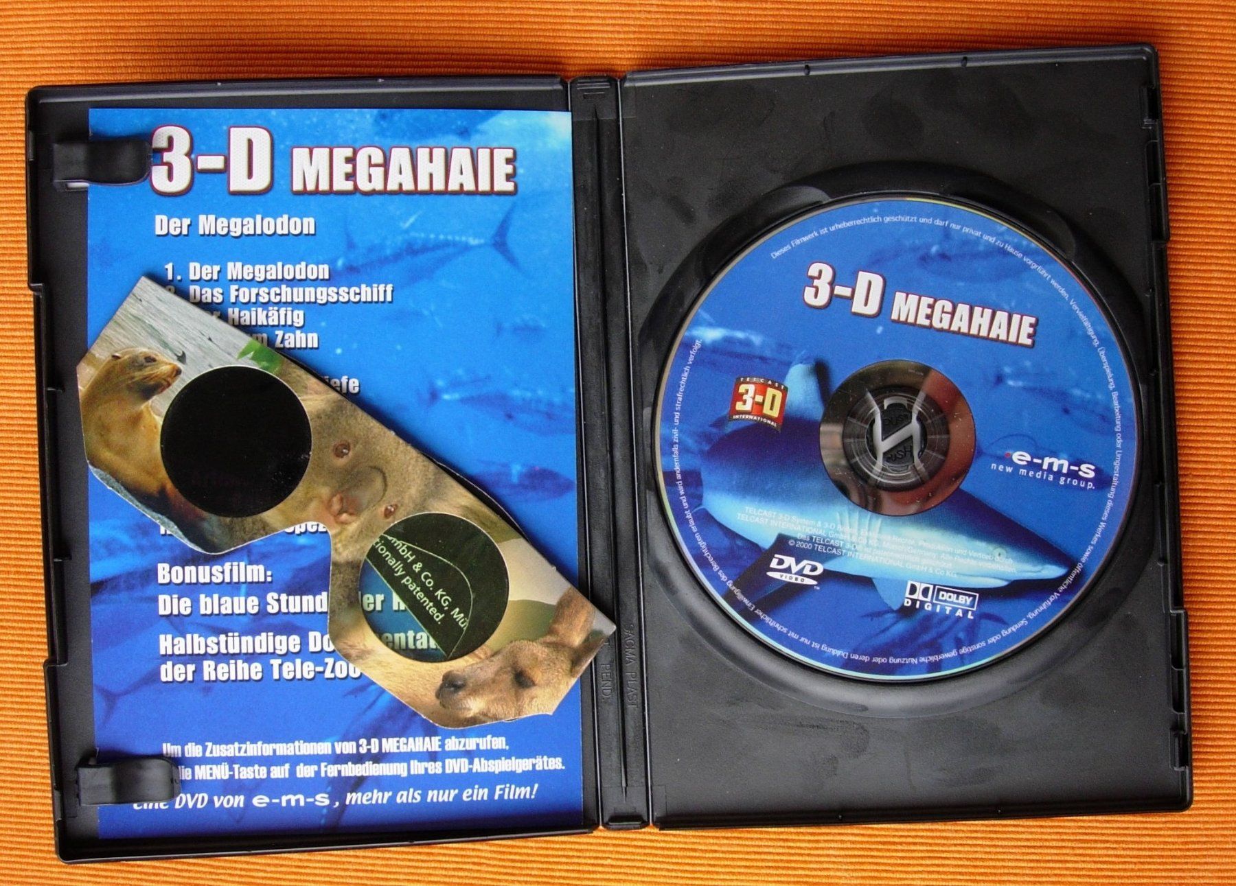 Alle DVDs: MEGAHAIE - 3-D - DVD - FILM – Gebraucht aus Basel von Grbina64 2