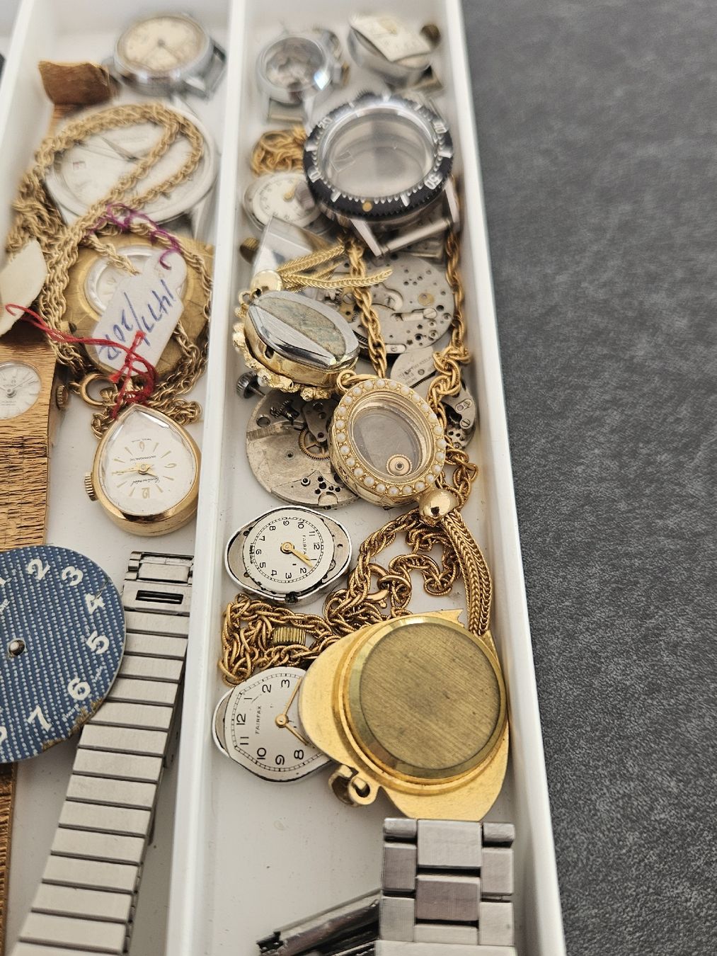 Orologi: Uhren Lot mit Ketten  – Usato da Adlikon b.Regensdorf venduto da kuka02 5