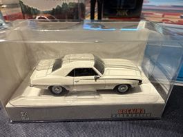 Brekina Chevrolet Camaro weiss  1:87