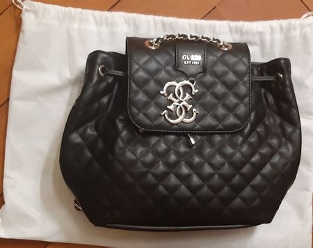 NEU! GUESS Rucksack