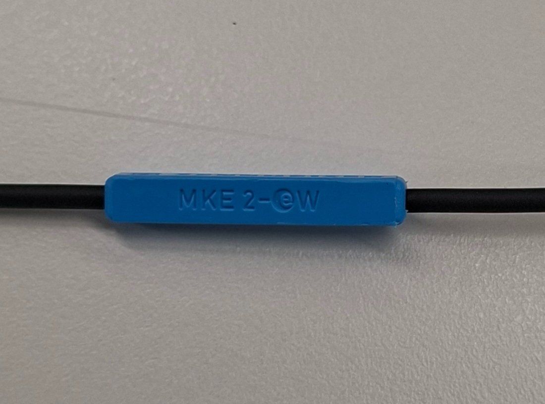 Sennheiser Mikrofone: Sennheiser SK AVX mit Lavalier Microphone, ohne Empfänger – Gebraucht aus Zürich von Frontdesk 1