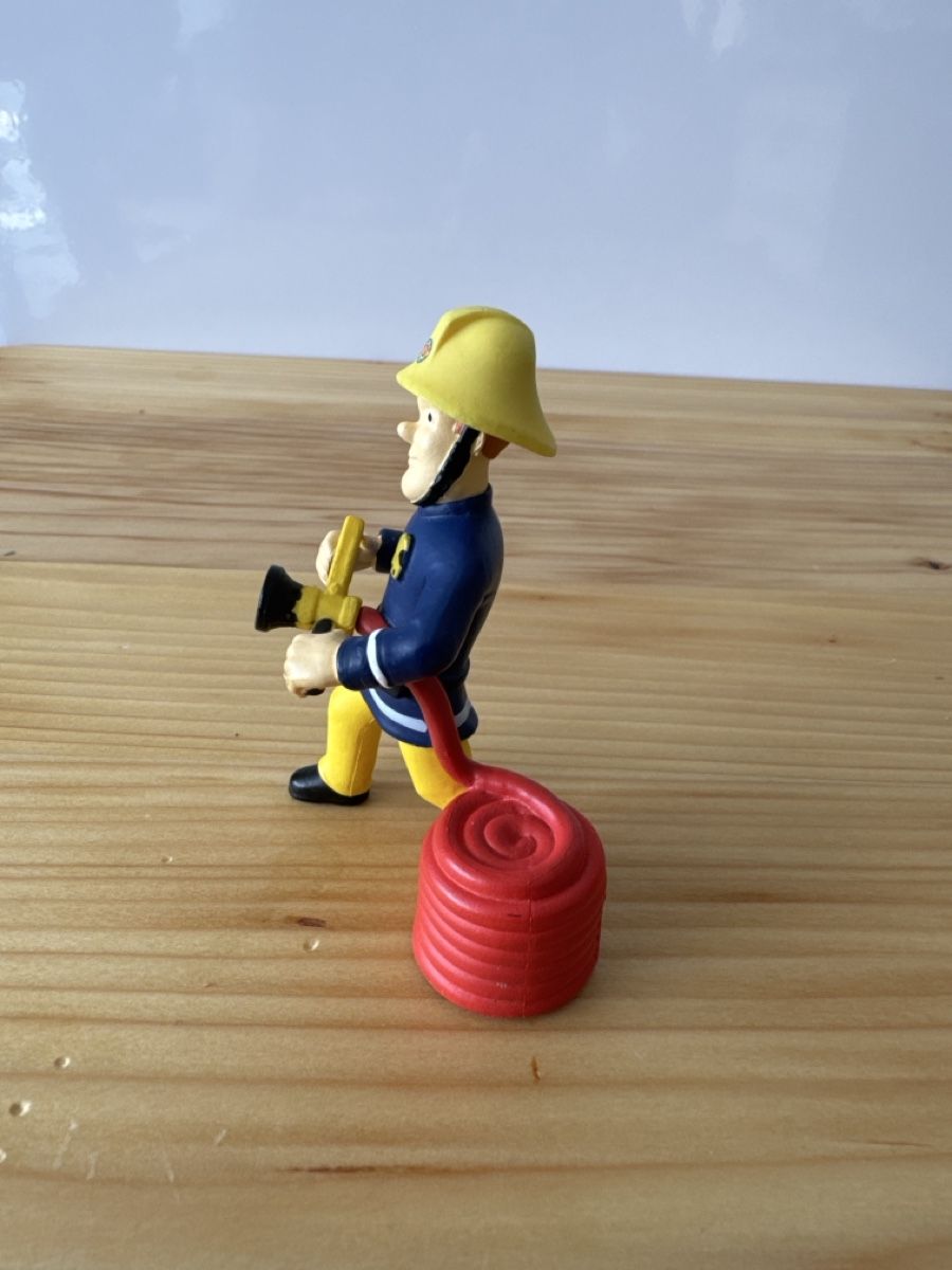 Tonies Statuette: Tonies Figur Sam der Feuerwehrmann – Usato da Welschenrohr venduto da BlackCancer90 1