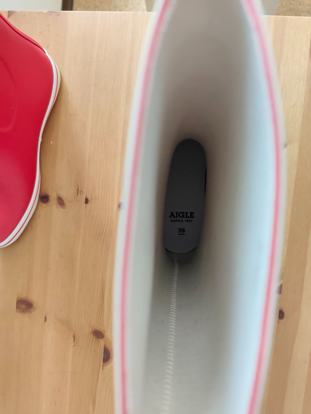 Scarpe da donna: Aigle Gummistiefel in rot, Grösse 39 – Nuovo (secondo la descrizione) da Rheineck venduto da Polcadot 5