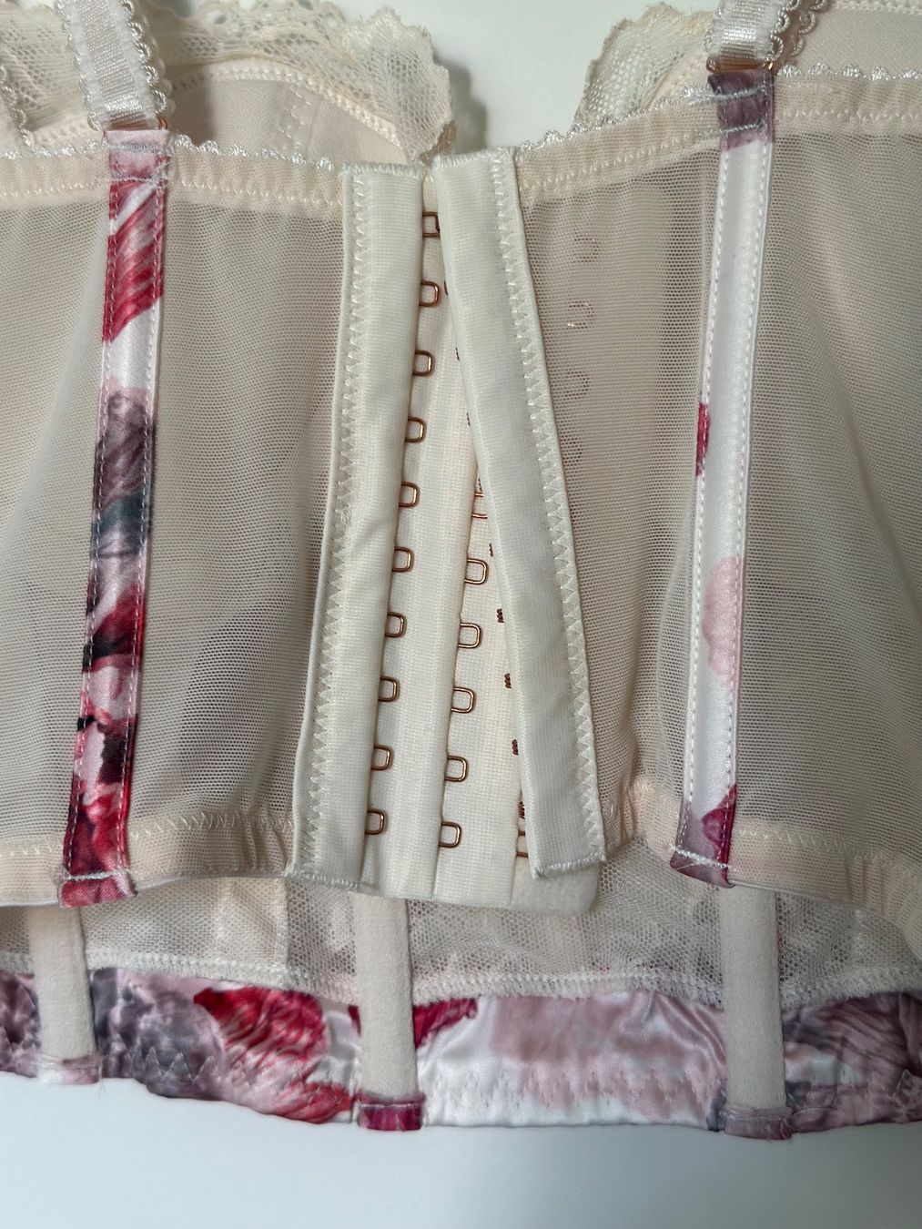 Sonstige Unterwäsche: Korsett BH pink weiss mit Rüsschen – Neu (gemäss Beschreibung) aus Zürich von ong8 2
