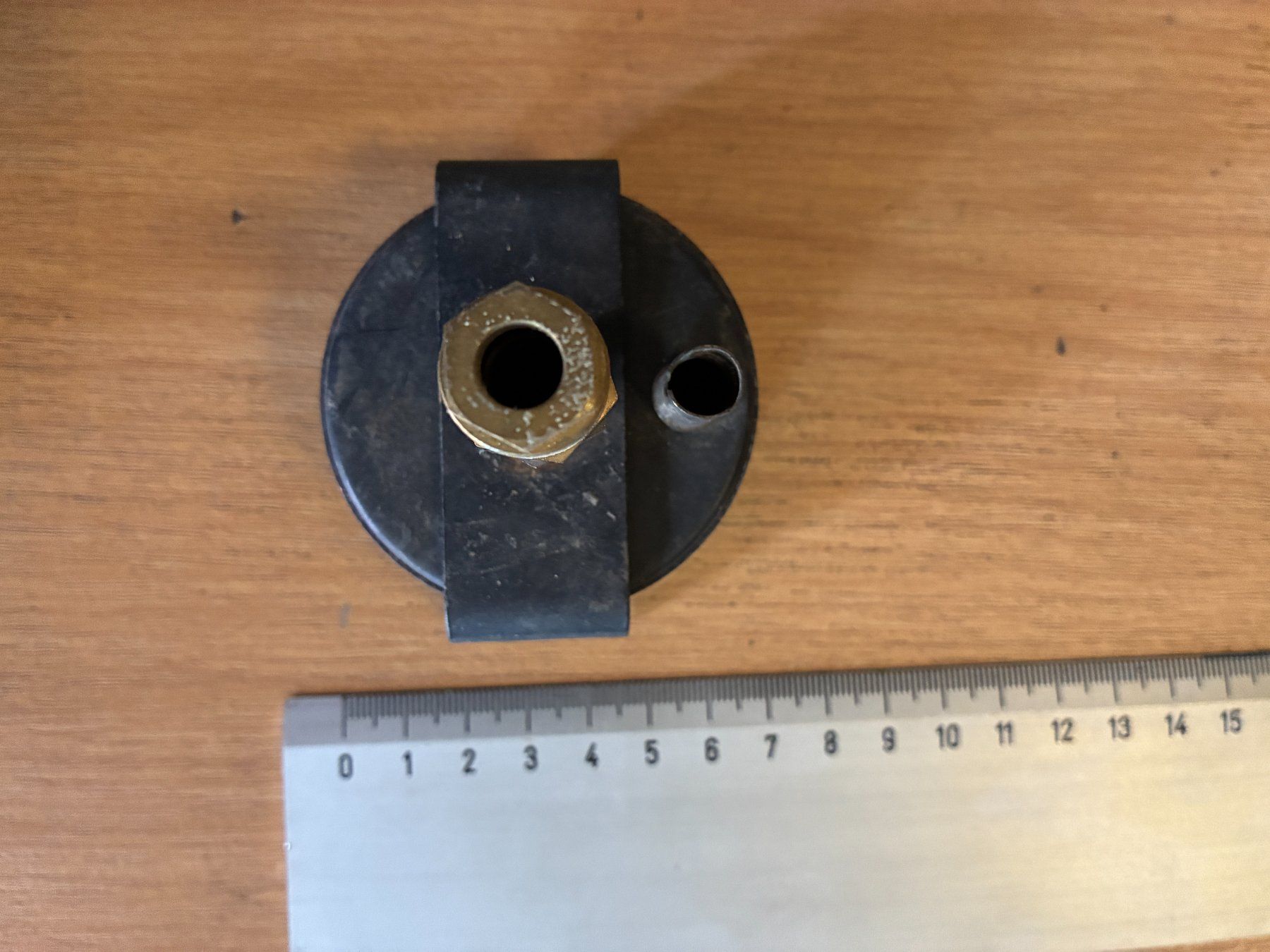 Misurare: Saurer FBW Manometer Nova Starter kg/cm2 gebraucht – Usato da Thun venduto da Passuese 1